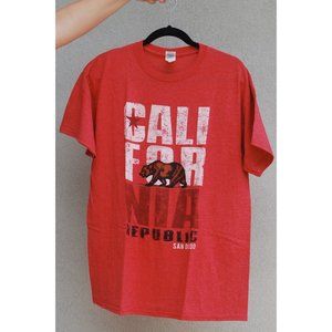 California Graphic Tee